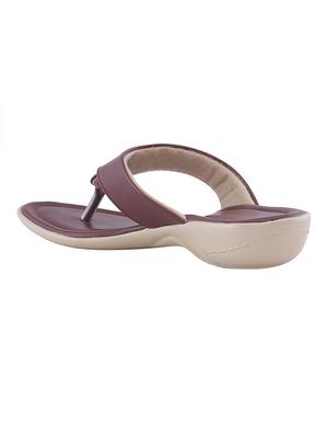 maroon toe separator sandals - 17212916 - Standard Image - 3