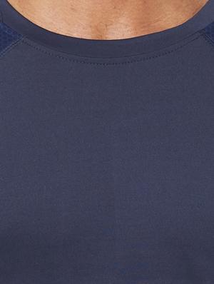blue solid t-shirt - 17216241 - Standard Image - 4