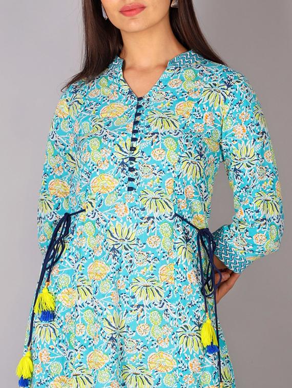 floral a-line kurta - 17216402 - Zoom Image - 4