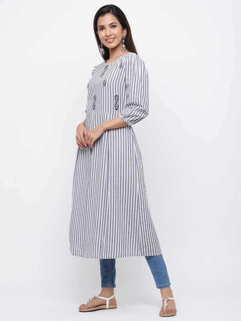 striped a-line kurta - 17216937 - Zoom Image - 2