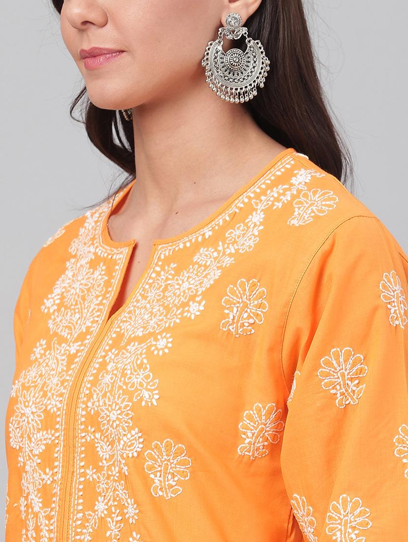 chikankari straight kurta - 17219224 - Zoom Image - 5