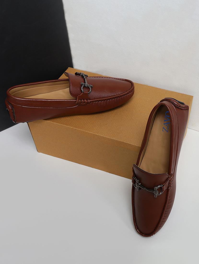 red slip on loafers - 17220494 - Zoom Image - 4