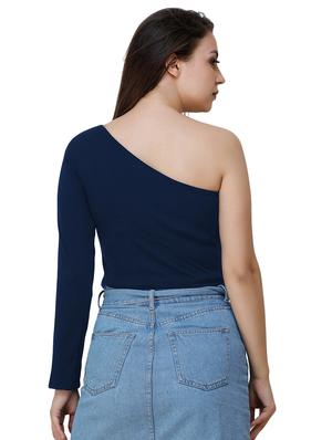 single shoulder crop top - 17226568 - Standard Image - 3