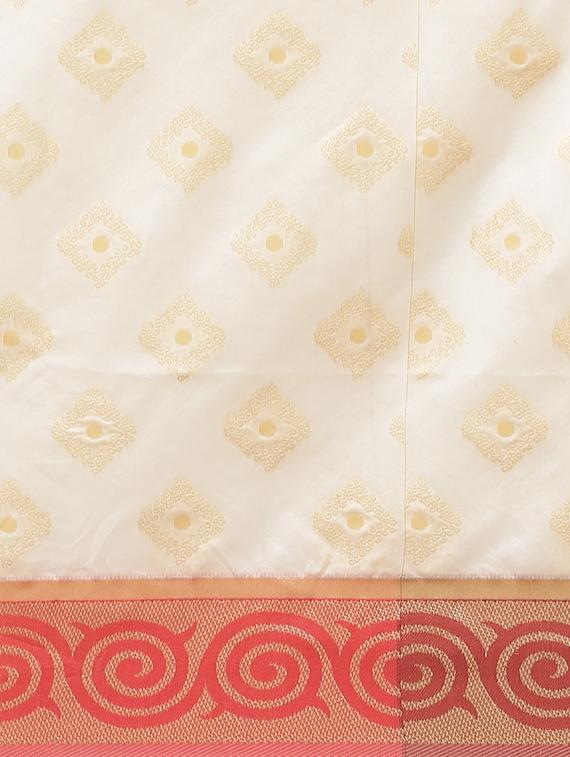 self design kasavu saree with blouse - 17227397 - Zoom Image - 4