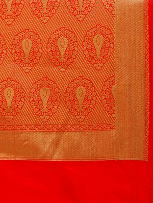 self design banarasi saree with blouse - 17228078 - Standard Image - 4