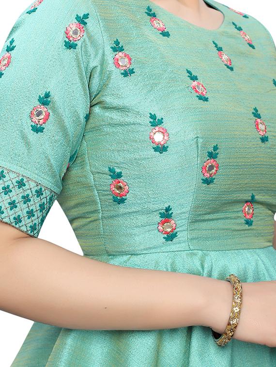 self design embroidered blouse - 17231613 - Zoom Image - 4