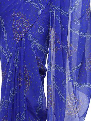 bandhani printed saree with blouse - 17232047 - Standard Image - 4