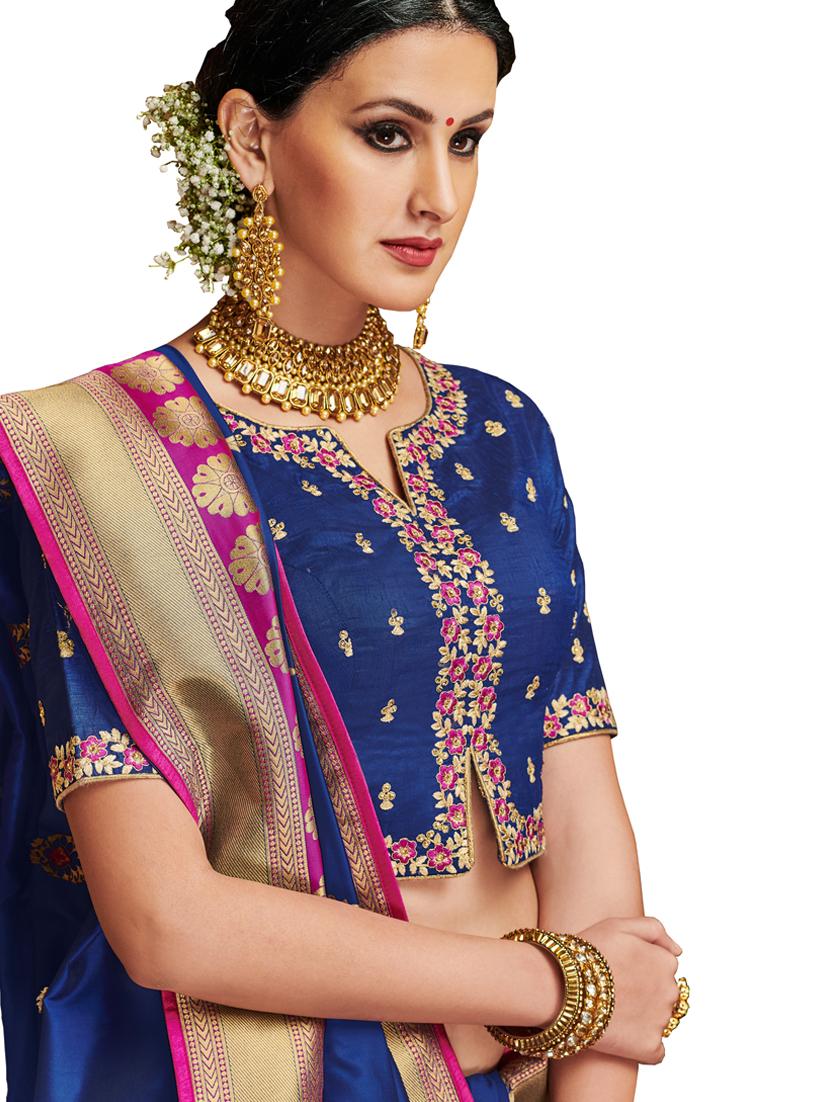 self design banarasi saree with blouse - 17233438 - Zoom Image - 2