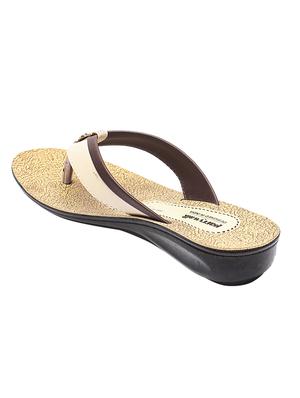 beige toe separator silppers - 17233865 - Standard Image - 3