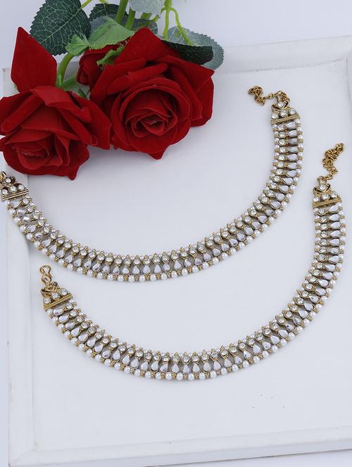 gold metal tone payal - 17236840 - Very Small Image - 1