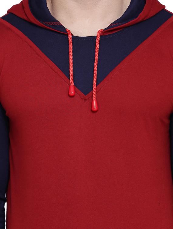 maroon color block cut & sew hooded t-shirt - 17239559 - Zoom Image - 4