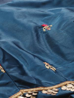 embroidered flared unstitched lehenga - 17240656 - Standard Image - 4