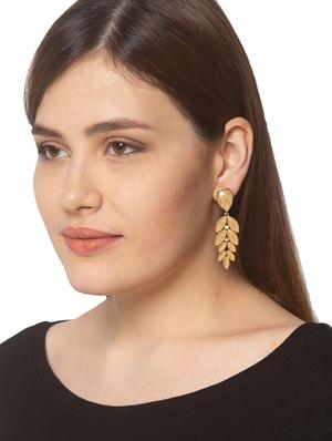 gold metal drop earring - 17241363 - Standard Image - 3