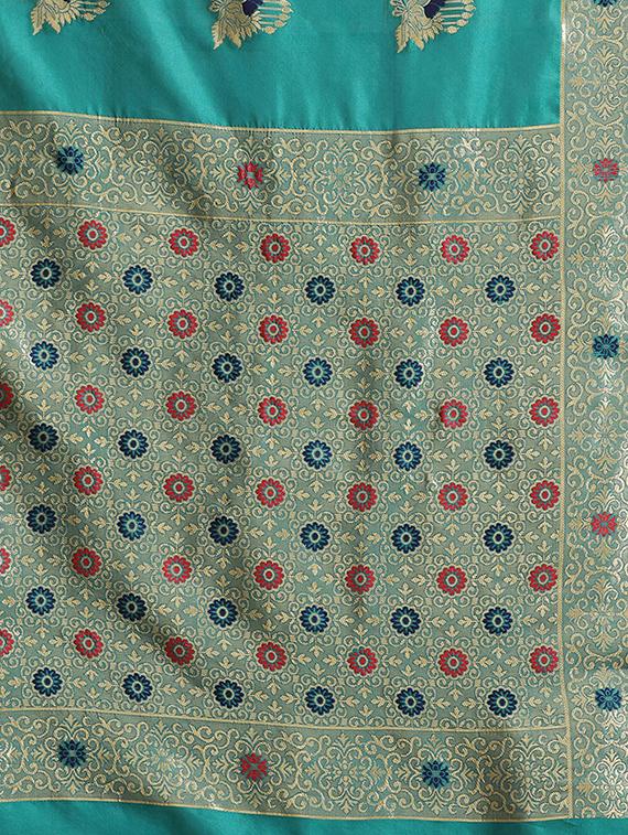 floral printed saree with blouse - 17241598 - Zoom Image - 4