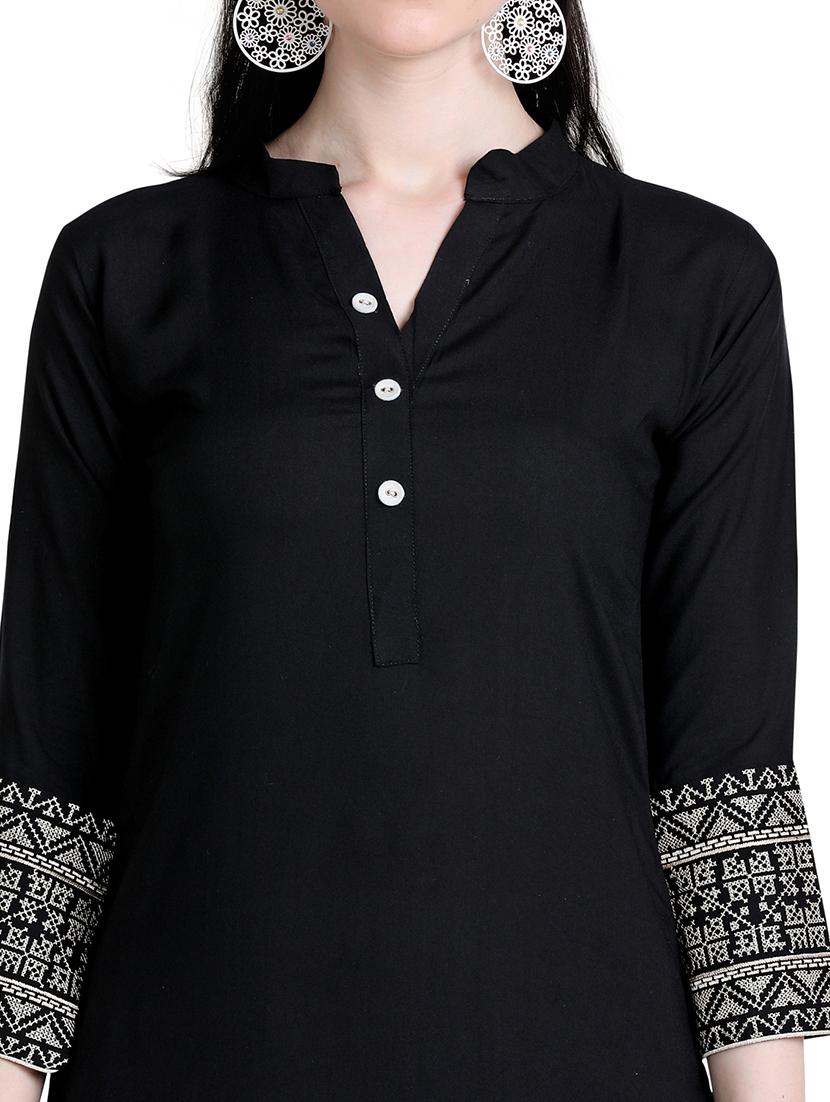 solid straight kurta - 17242049 - Zoom Image - 4