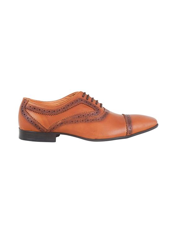 tan lace-up brouges - 17242306 - Zoom Image - 2