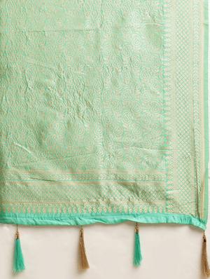 floral banarasi saree with blouse - 17245627 - Standard Image - 5