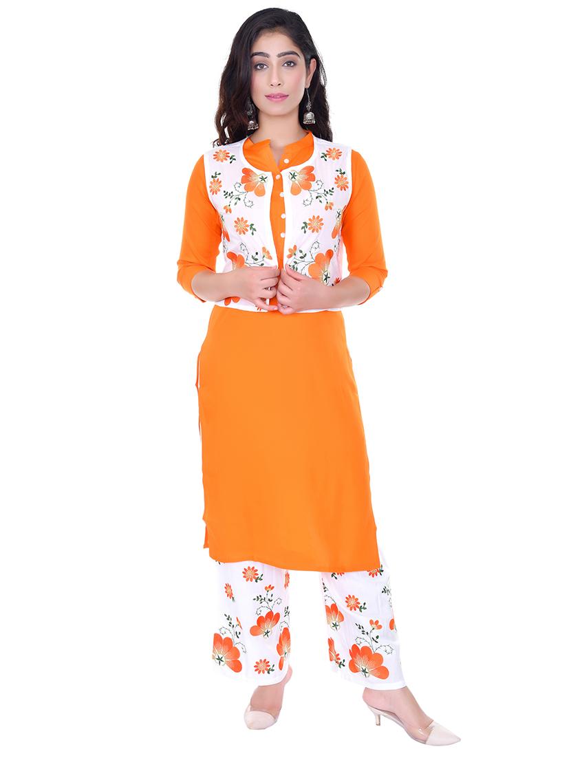 solid kurta palazzo set with embroidered jacket - 17247052 - Zoom Image - 1