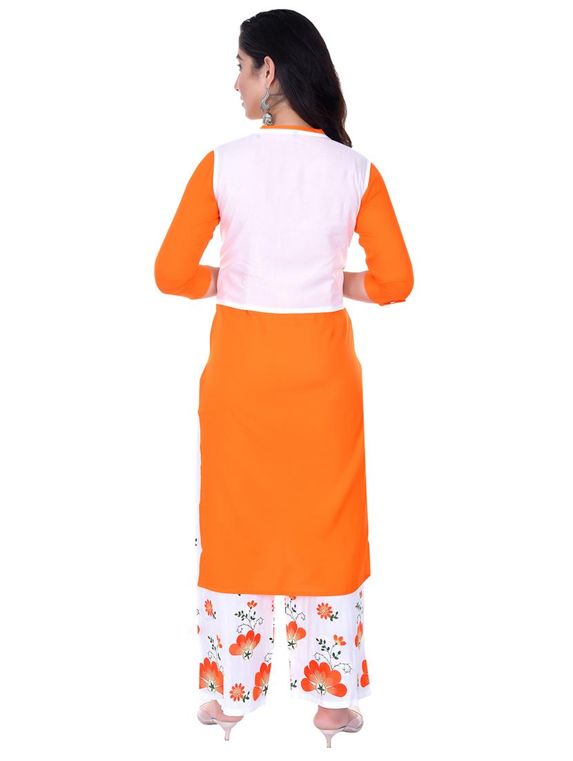 solid kurta palazzo set with embroidered jacket - 17247052 - Zoom Image - 3
