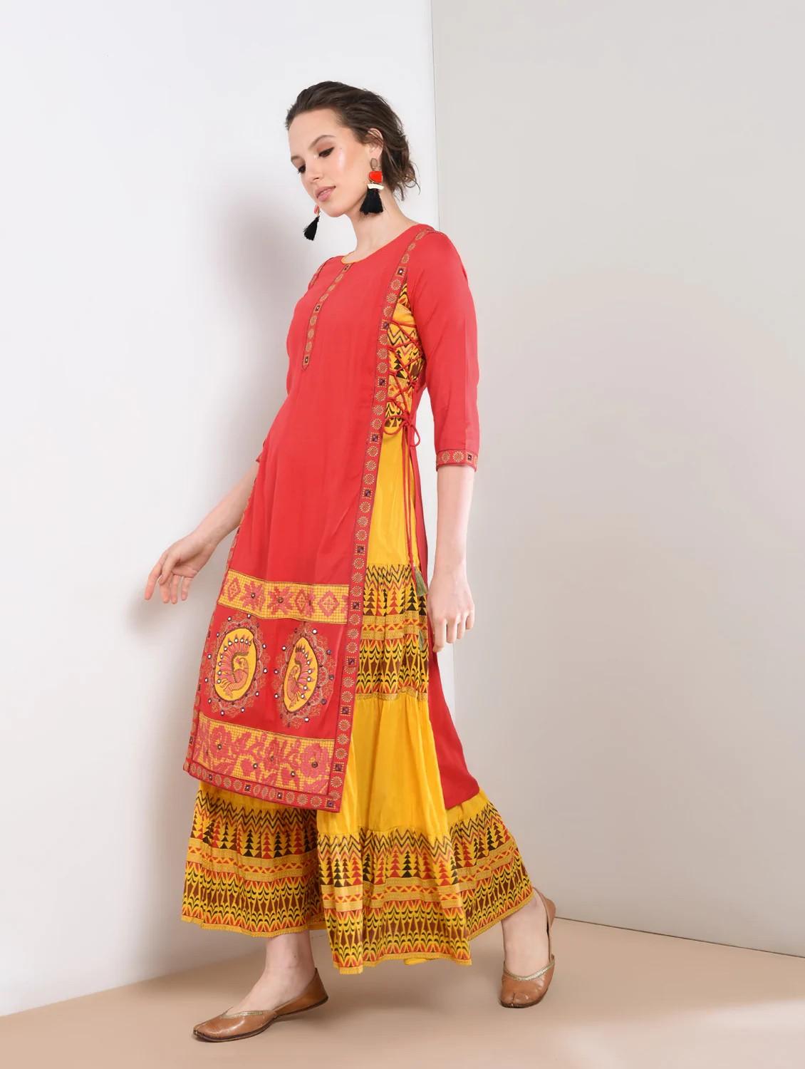 embroidered layered kurta - 17248247 - Zoom Image - 2