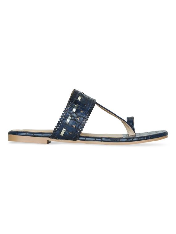 navy leatherette one toe kolhapuris - 17251868 - Zoom Image - 2