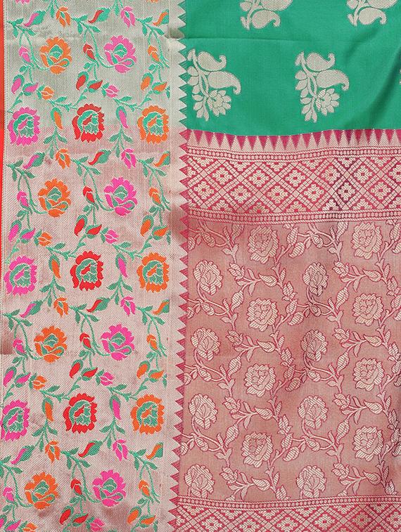 paisley bordered saree with blouse - 17262220 - Zoom Image - 4