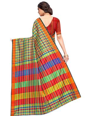 checkered woven saree with blouse - 17262226 - Standard Image - 2
