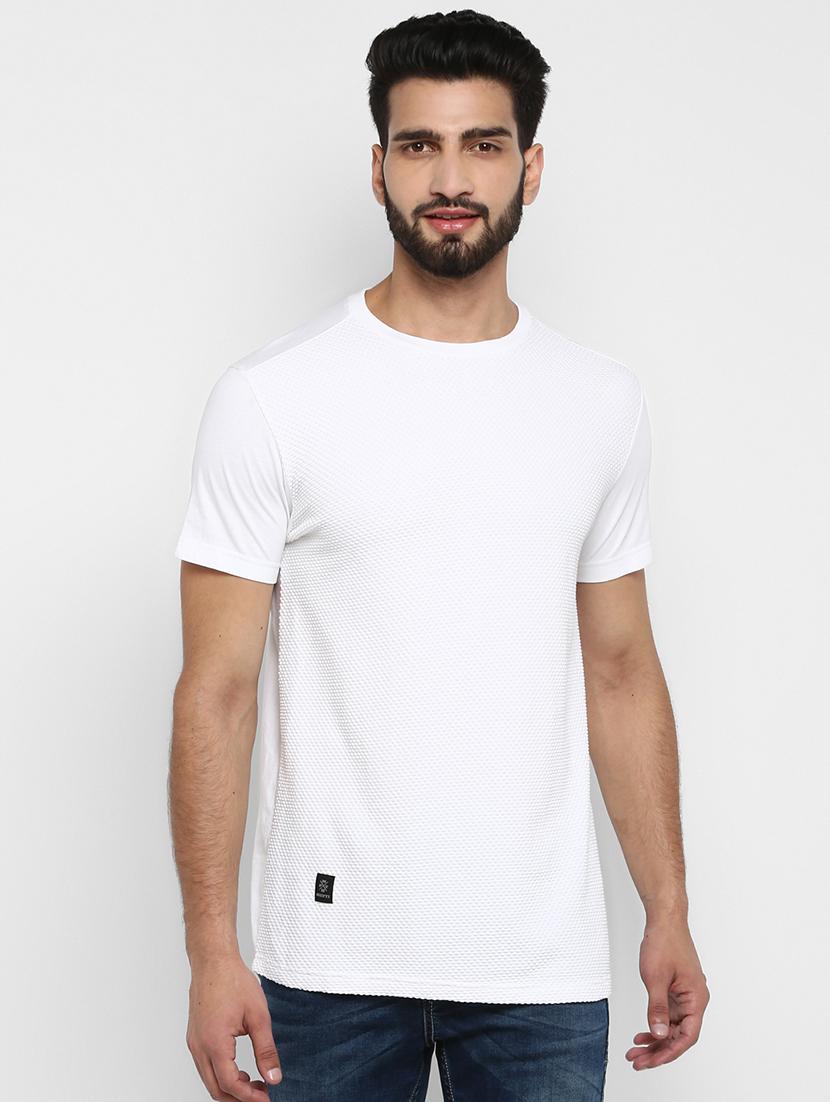 white self design t-shirt - 17264695 - Zoom Image - 1