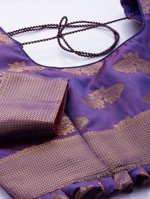 self design banarasi saree with blouse - 17265151 - Standard Image - 3