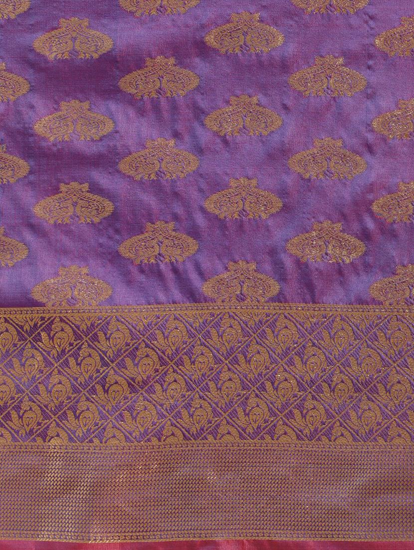 self design banarasi saree with blouse - 17265151 - Zoom Image - 4