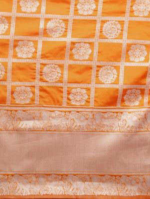 self design patola saree with blouse - 17265154 - Standard Image - 5