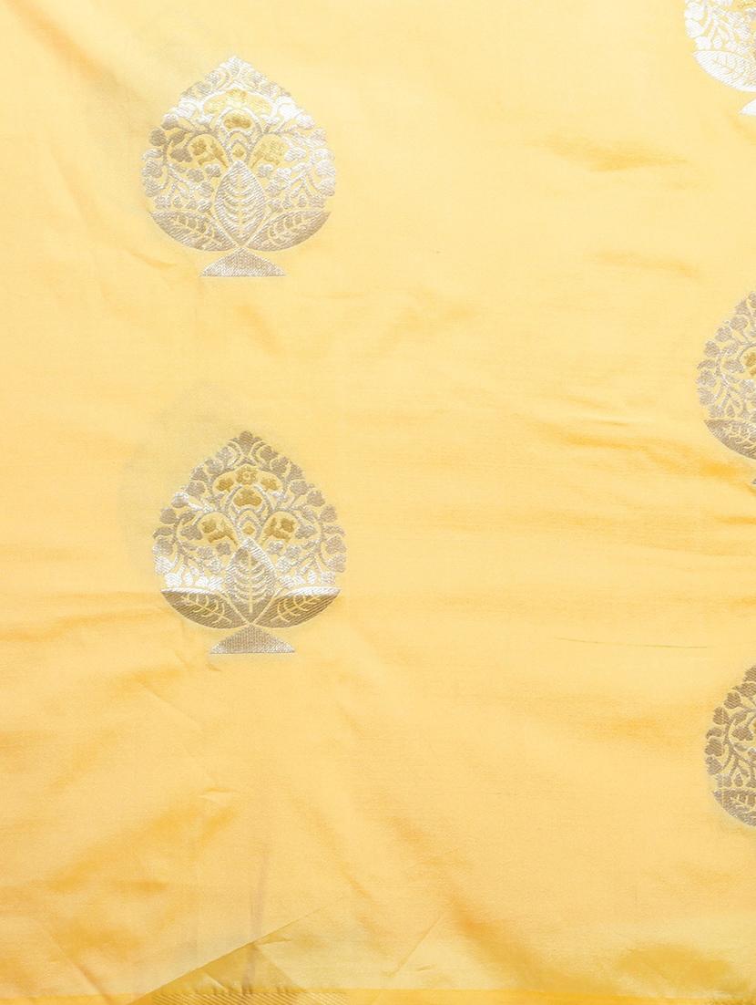 self design banarasi saree with blouse - 17265209 - Zoom Image - 4
