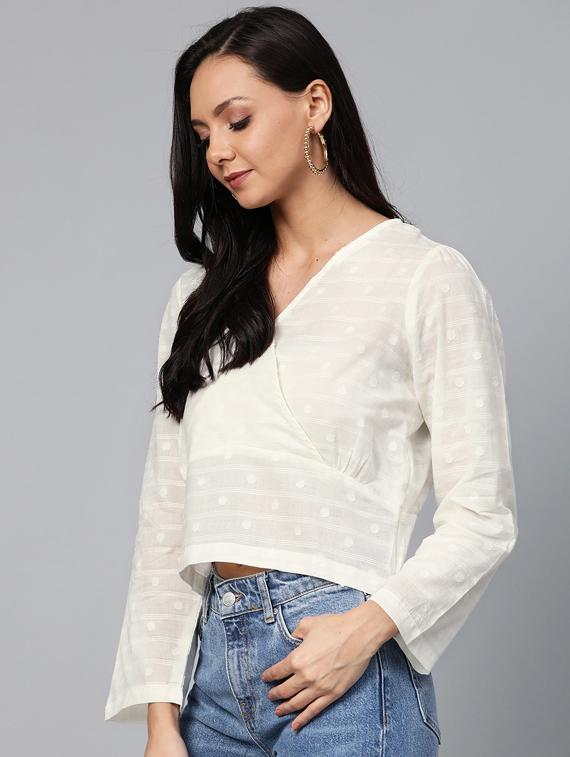 overlap neck crop top - 17266462 - Zoom Image - 2