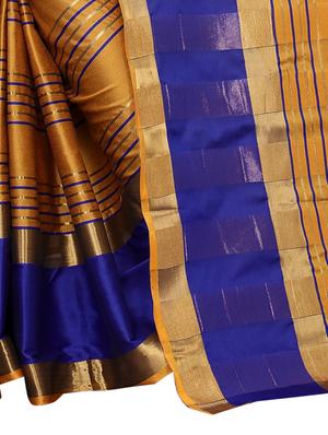solid banarasi saree with blouse - 17267958 - Standard Image - 4