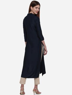embroidered straight kurta - 17268537 - Standard Image - 3