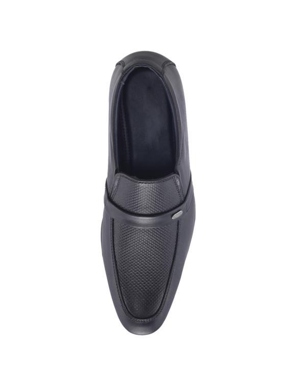 black leather slip on loafers - 17270469 - Zoom Image - 4