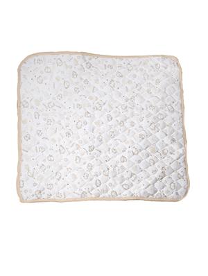 beige fleece blanket - 17271478 - Standard Image - 3