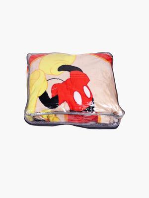 red fleece blanket - 17271482 - Standard Image - 3