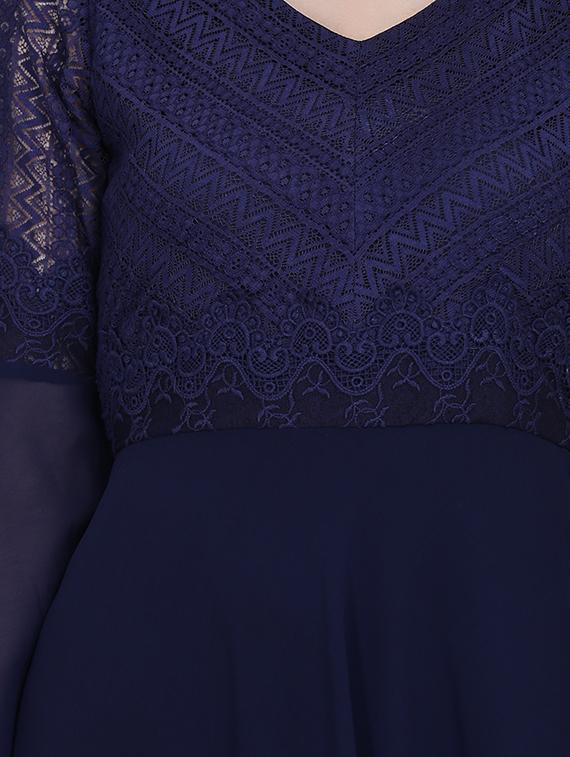 bell sleeved solid maxi dress - 17272446 - Zoom Image - 4