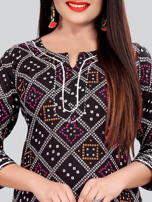 bandhani straight kurta - 17273230 - Standard Image - 4