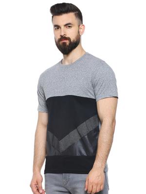 grey color block cut & sew t-shirt - 17273526 - Standard Image - 2