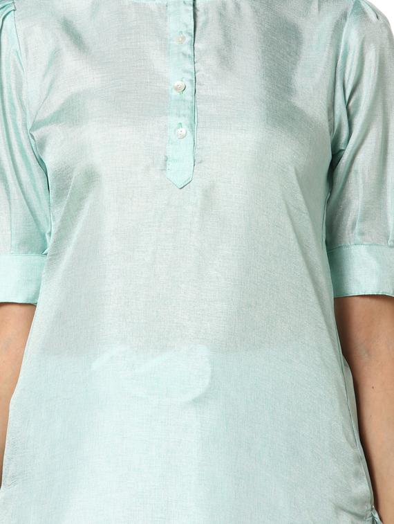 solid straight kurta - 17273701 - Zoom Image - 5