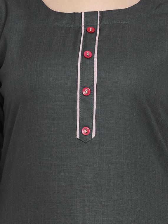 embroidered straight kurta - 17273766 - Zoom Image - 4