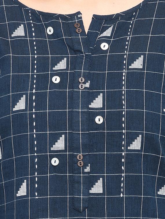 checkered a-line kurti - 17273784 - Zoom Image - 5