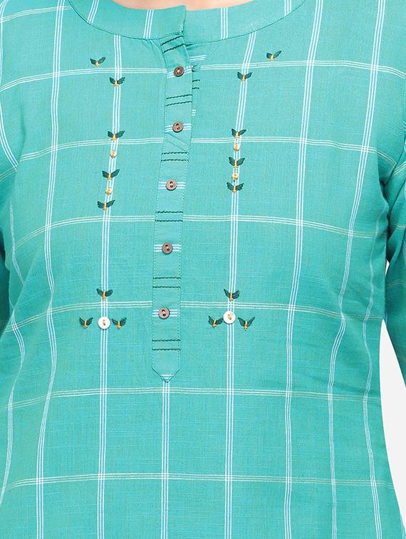 checkered a-line kurti - 17273786 - Zoom Image - 5