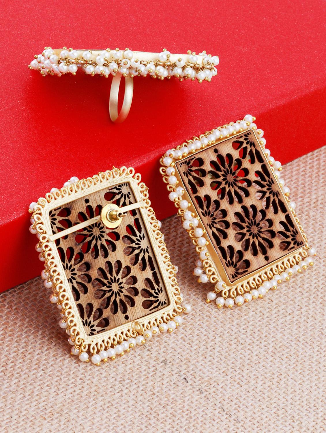 brown wood studs earring with ring - 17274332 - Zoom Image - 2