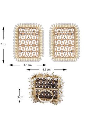 brown wood studs earring - 17274335 - Standard Image - 6