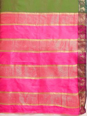 solid woven saree with blouse - 17275679 - Standard Image - 4