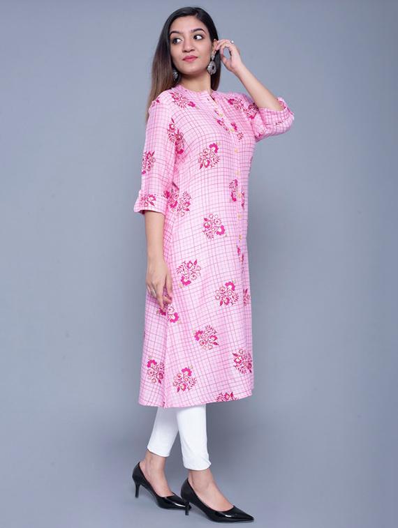 floral straight kurta - 17276617 - Zoom Image - 2