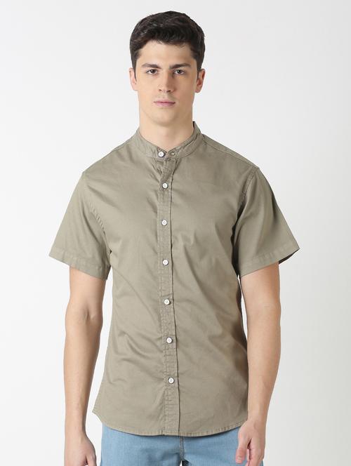olive green solid casual shirt - 17277694 - Standard Image - 1